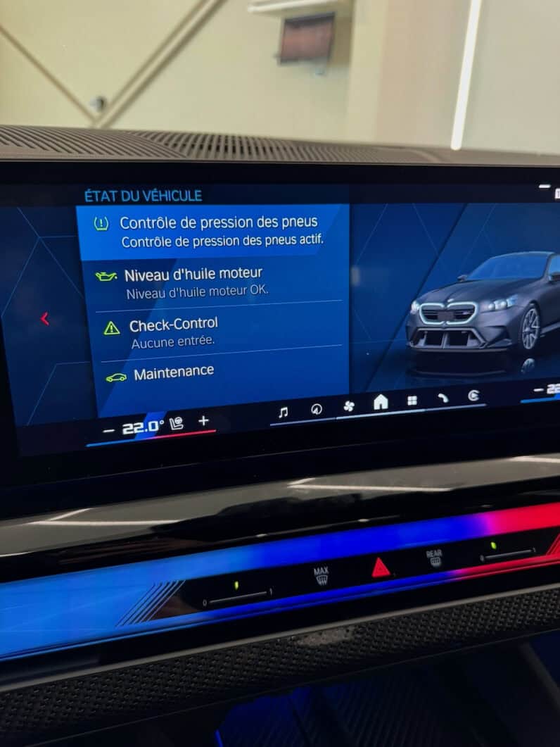 
								BMW M5 Berline 4.4 i V8 hybride rechargeable développant 727 ch, full									