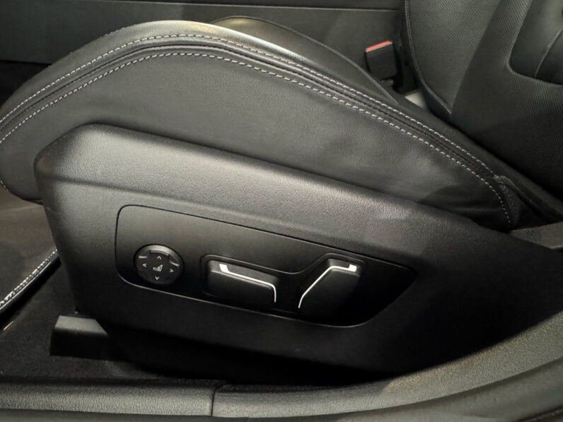 
								BMW M5 Berline 4.4 i V8 hybride rechargeable développant 727 ch, full									