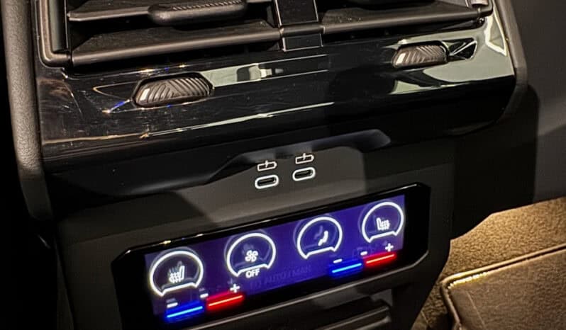 
								BMW M5 Berline 4.4 i V8 hybride rechargeable développant 727 ch, full									
