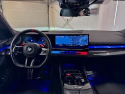 
										BMW M5 Berline 4.4 i V8 hybride rechargeable développant 727 ch, full									