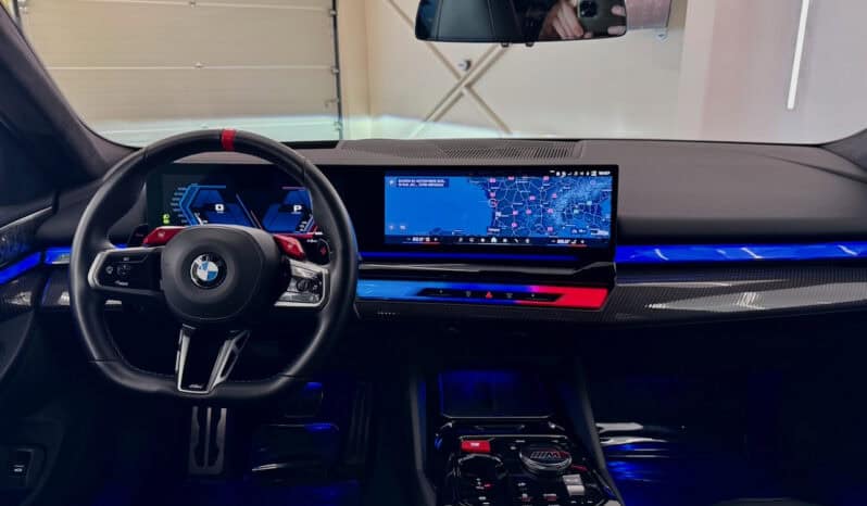 
								BMW M5 Berline 4.4 i V8 hybride rechargeable développant 727 ch, full									