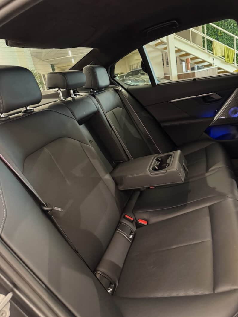 
								BMW M5 Berline 4.4 i V8 hybride rechargeable développant 727 ch, full									