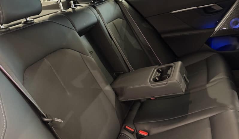 
								BMW M5 Berline 4.4 i V8 hybride rechargeable développant 727 ch, full									