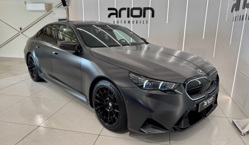 
								BMW M5 Berline 4.4 i V8 hybride rechargeable développant 727 ch, full									