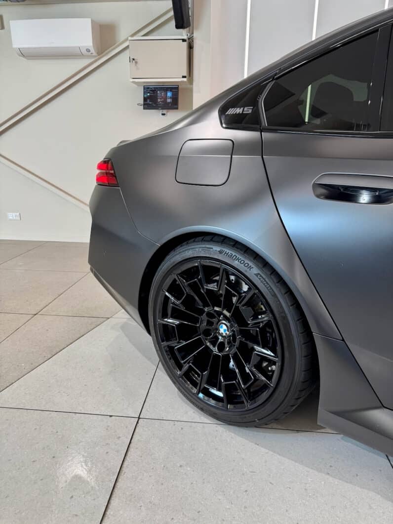 
								BMW M5 Berline 4.4 i V8 hybride rechargeable développant 727 ch, full									