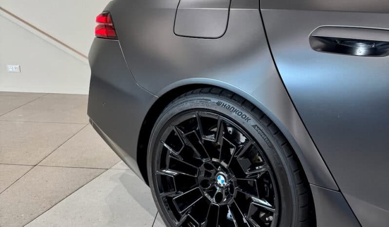 
								BMW M5 Berline 4.4 i V8 hybride rechargeable développant 727 ch, full									