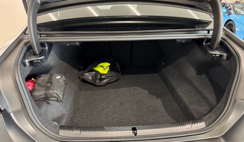 
								BMW M5 Berline 4.4 i V8 hybride rechargeable développant 727 ch, full									