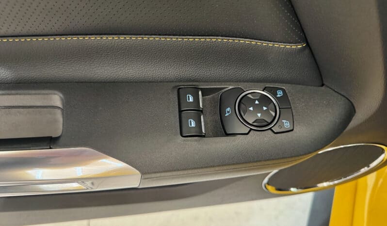 
								Ford Mustang 5.0L V8 420 CH Ti-VCT GT full									