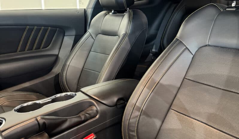 
								Ford Mustang 5.0L V8 420 CH Ti-VCT GT full									