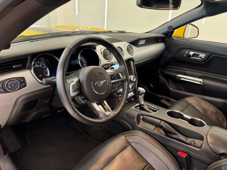 
								Ford Mustang 5.0L V8 420 CH Ti-VCT GT full									