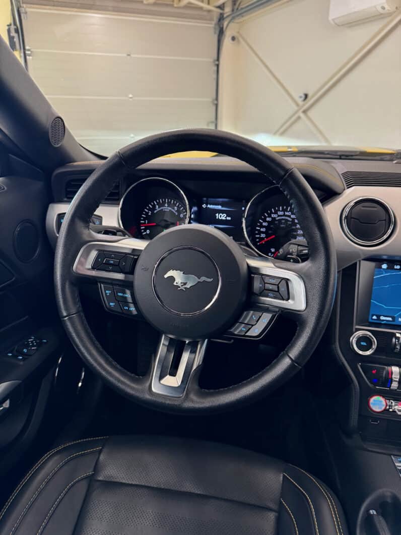 
								Ford Mustang 5.0L V8 420 CH Ti-VCT GT full									