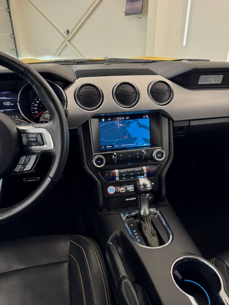 
								Ford Mustang 5.0L V8 420 CH Ti-VCT GT full									