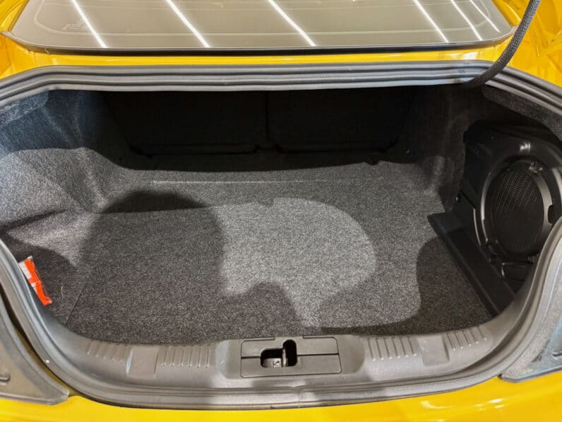 
								Ford Mustang 5.0L V8 420 CH Ti-VCT GT full									