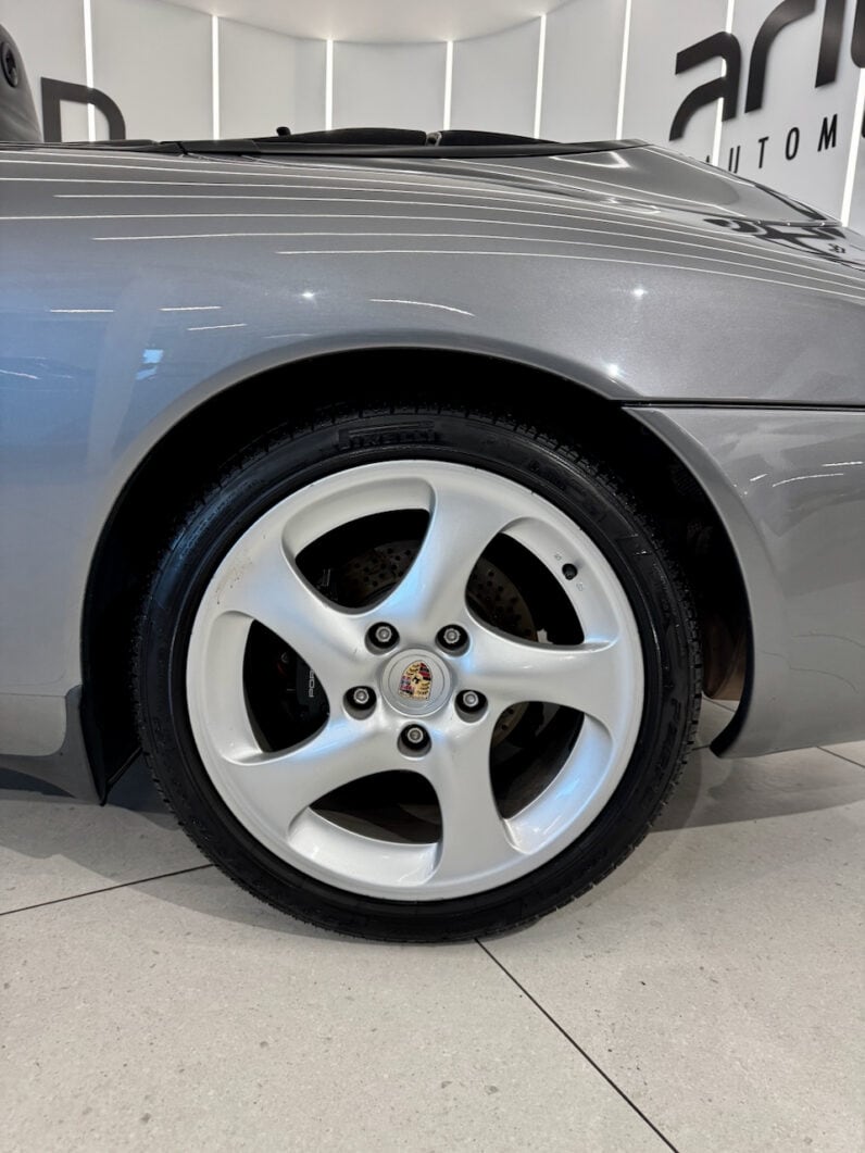 
								PORSCHE 911 996 Cabriolet Carrera 3.6 i 320 cv BVM6 full									