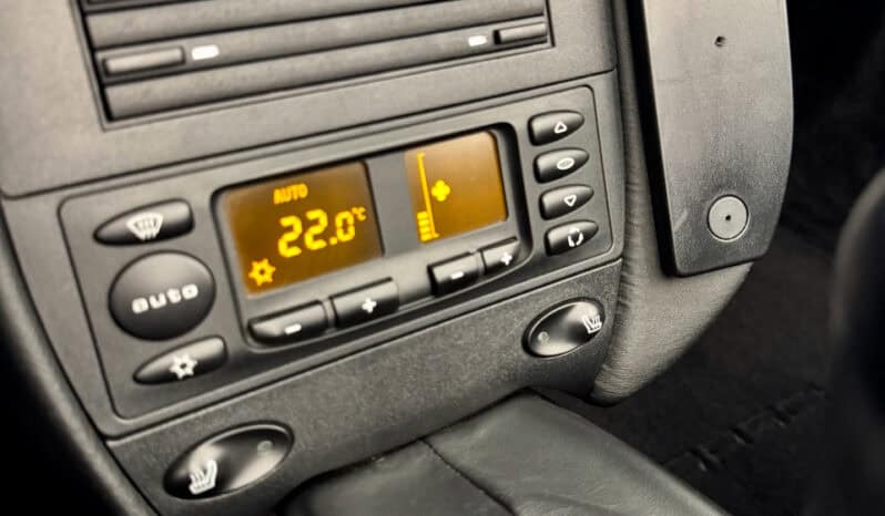
								PORSCHE 911 996 Cabriolet Carrera 3.6 i 320 cv BVM6 full									