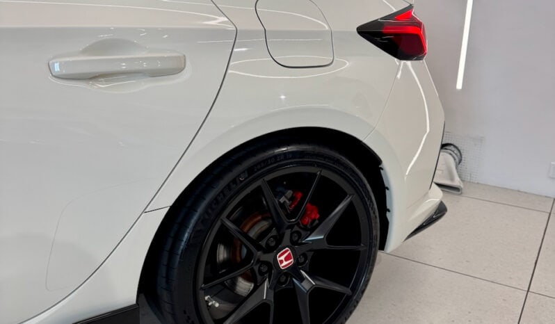 
								HONDA Civic Type R 2.0 i-VTEC Turbo 330 cv full									