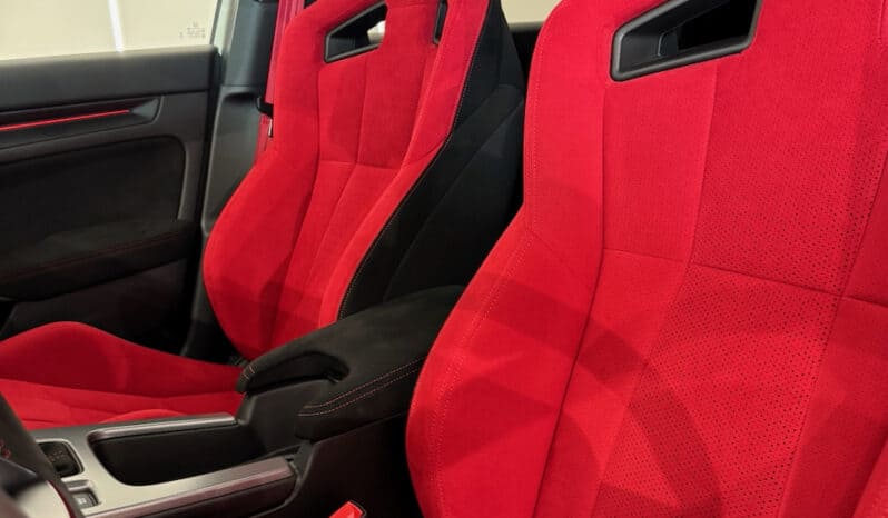 
								HONDA Civic Type R 2.0 i-VTEC Turbo 330 cv full									
