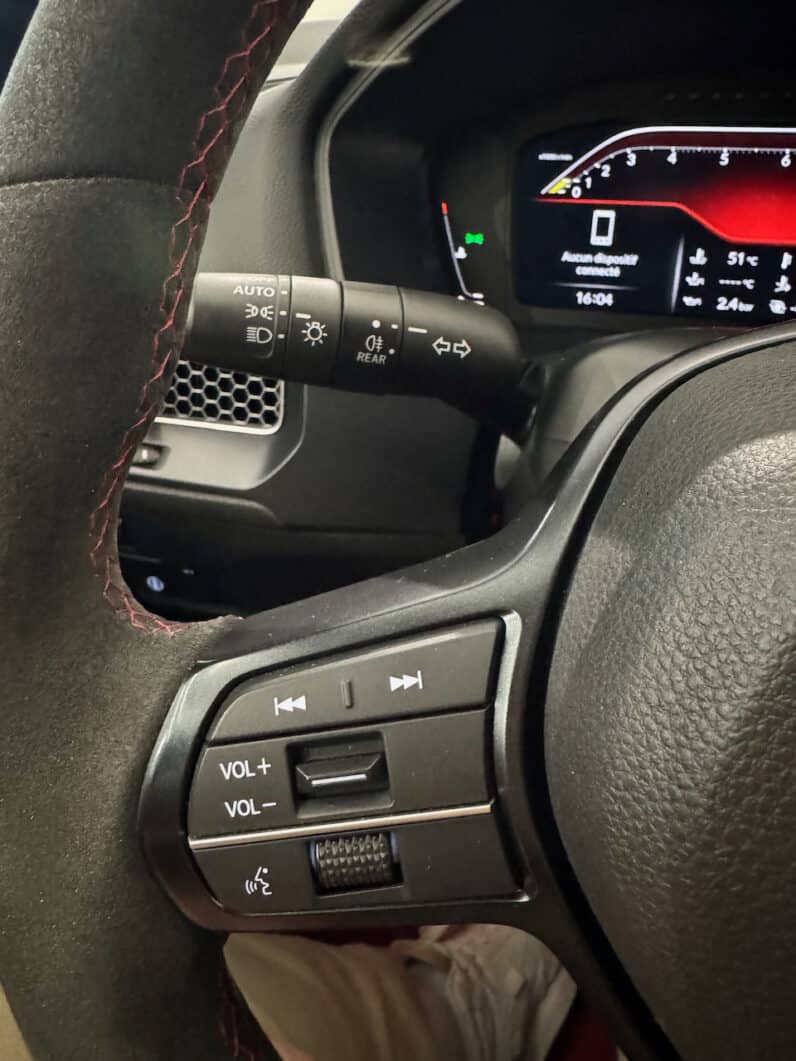 
								HONDA Civic Type R 2.0 i-VTEC Turbo 330 cv full									