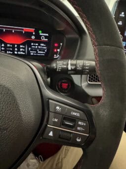 
										HONDA Civic Type R 2.0 i-VTEC Turbo 330 cv full									