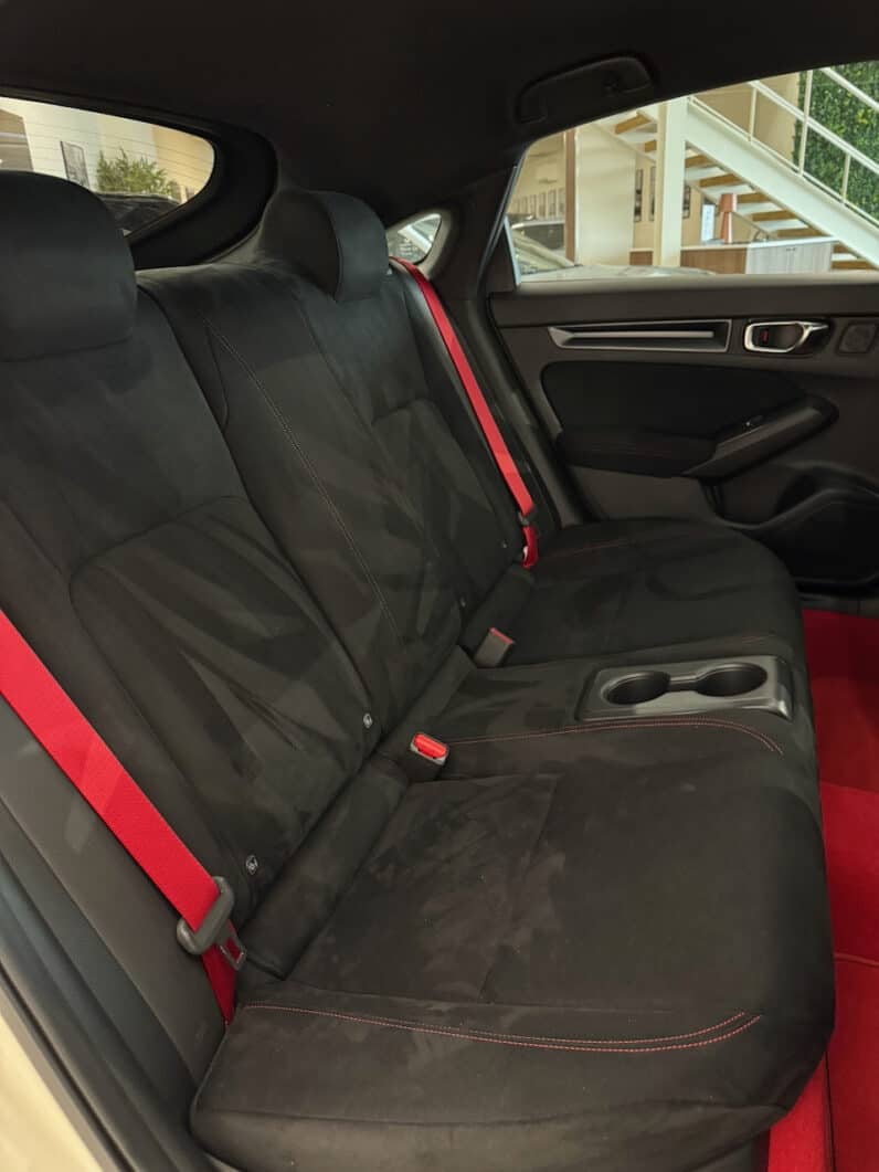 
								HONDA Civic Type R 2.0 i-VTEC Turbo 330 cv full									