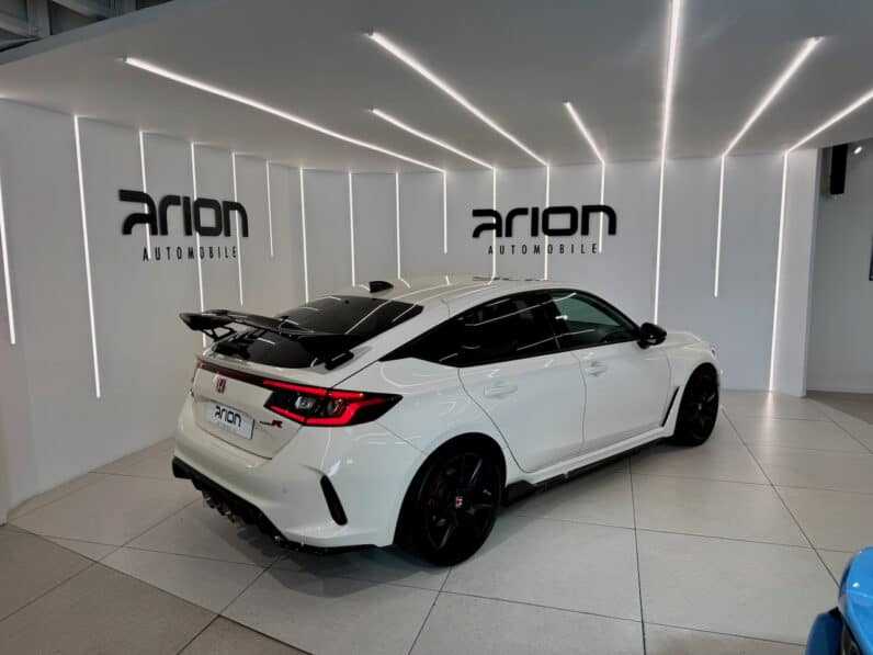 
								HONDA Civic Type R 2.0 i-VTEC Turbo 330 cv full									