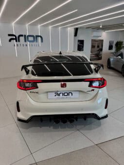 
										HONDA Civic Type R 2.0 i-VTEC Turbo 330 cv full									