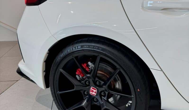 
								HONDA Civic Type R 2.0 i-VTEC Turbo 330 cv full									
