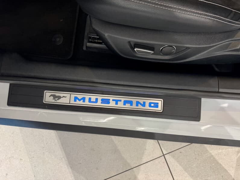 
								FORD MUSTANG COUPE 5.0L Ti-VCT V8 GT 450 CH full									