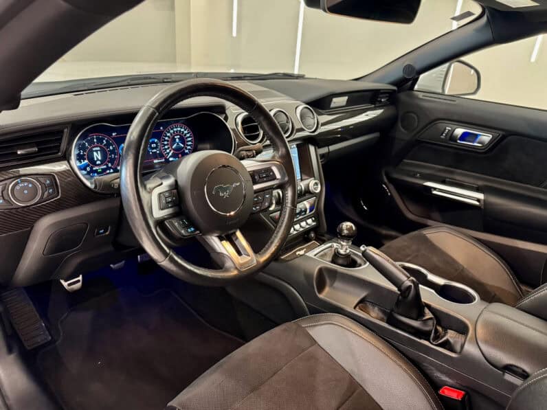 
								FORD MUSTANG COUPE 5.0L Ti-VCT V8 GT 450 CH full									