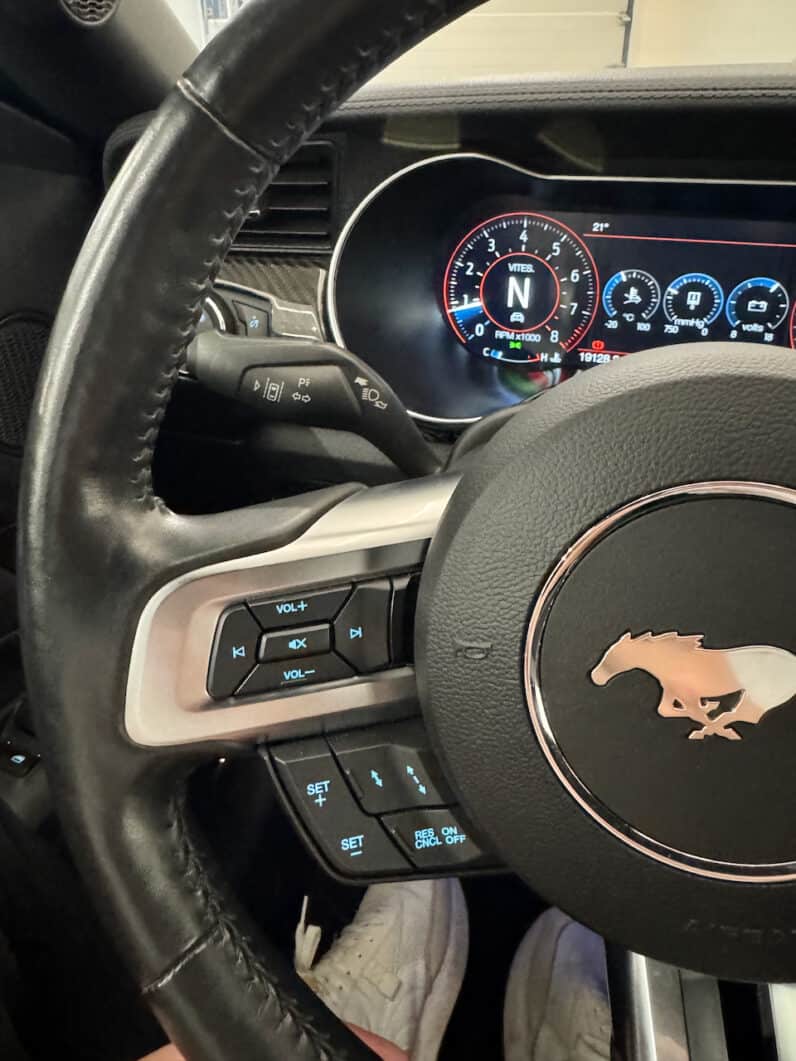 
								FORD MUSTANG COUPE 5.0L Ti-VCT V8 GT 450 CH full									