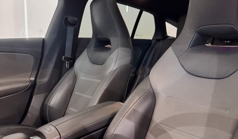 
								MERCEDES-BENZ Classe CLA 45 S AMG Shooting Brake 2.0 i 4MATIC 8G-DCT 421 cv full									