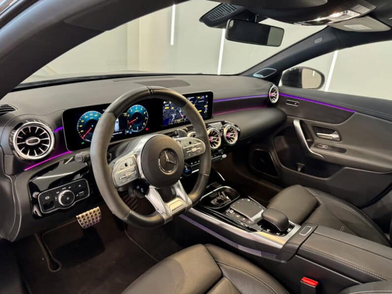 
								MERCEDES-BENZ Classe CLA 45 S AMG Shooting Brake 2.0 i 4MATIC 8G-DCT 421 cv full									