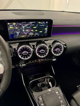 
										MERCEDES-BENZ Classe CLA 45 S AMG Shooting Brake 2.0 i 4MATIC 8G-DCT 421 cv full									