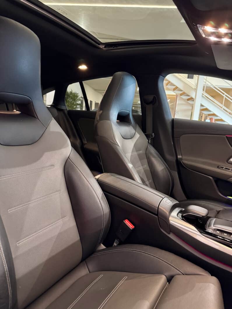 
								MERCEDES-BENZ Classe CLA 45 S AMG Shooting Brake 2.0 i 4MATIC 8G-DCT 421 cv full									