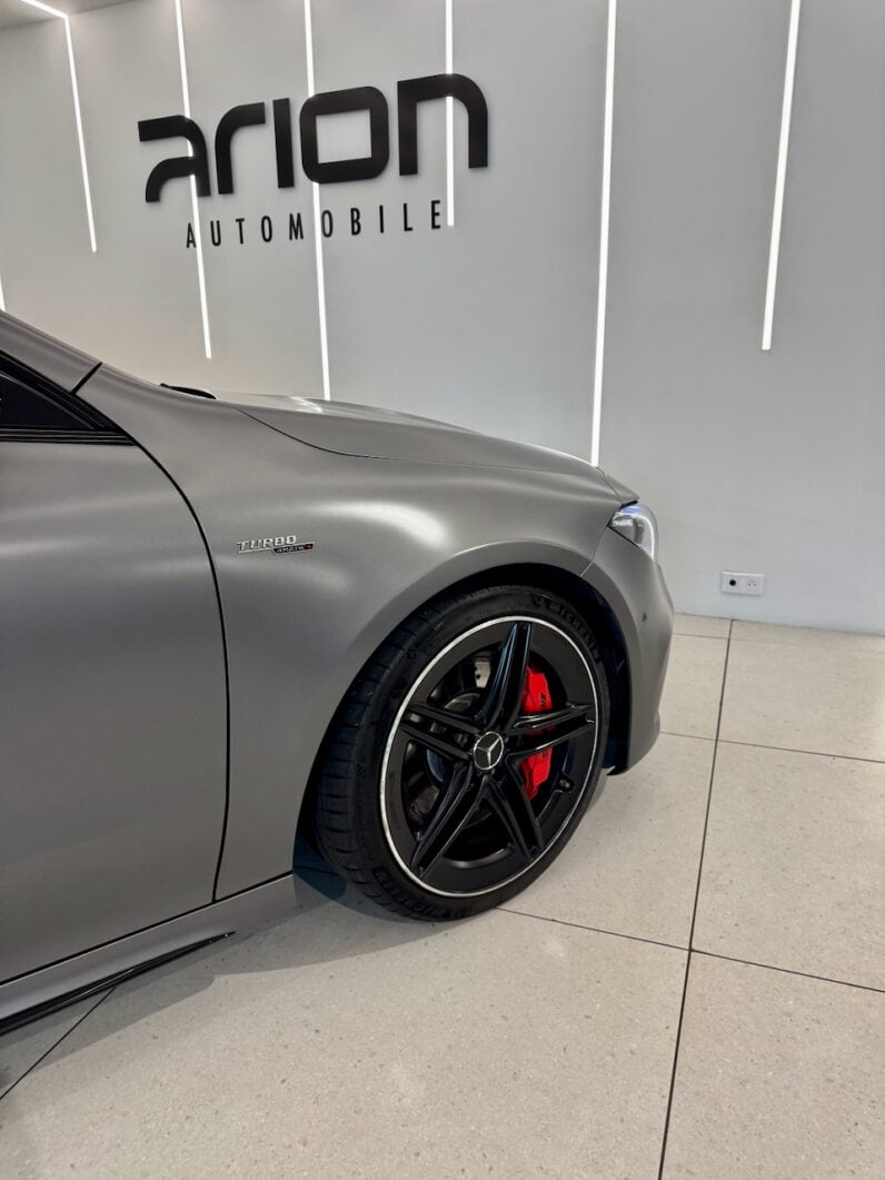 
								MERCEDES-BENZ Classe CLA 45 S AMG Shooting Brake 2.0 i 4MATIC 8G-DCT 421 cv full									