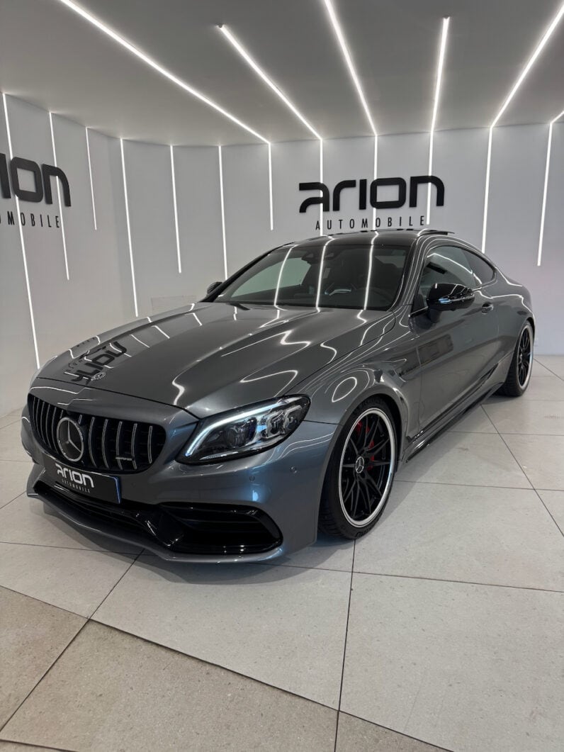 
								MERCEDES Classe C63 S Coupe AMG 4.0 i V8 7G-SPEEDSHIFT 510 cv full									