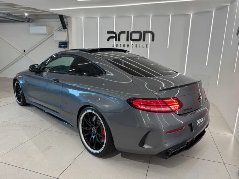 
								MERCEDES Classe C63 S Coupe AMG 4.0 i V8 7G-SPEEDSHIFT 510 cv full									