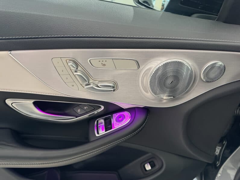 
								MERCEDES Classe C63 S Coupe AMG 4.0 i V8 7G-SPEEDSHIFT 510 cv full									