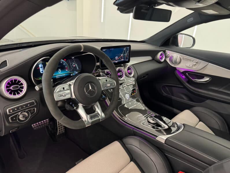 
								MERCEDES Classe C63 S Coupe AMG 4.0 i V8 7G-SPEEDSHIFT 510 cv full									
