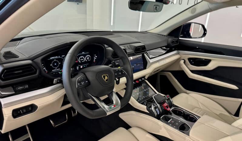 
								LAMBORGHINI URUS SE 4.0 V8 800 CH BVA8 Garantie 5 ans full									