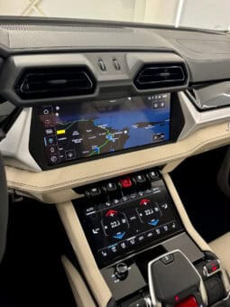 
										LAMBORGHINI URUS SE 4.0 V8 800 CH BVA8 Garantie 5 ans full									