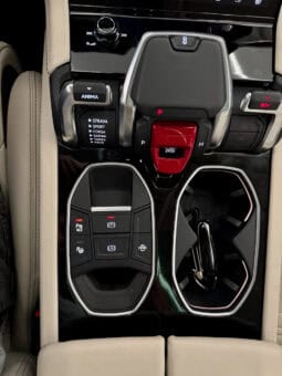 
										LAMBORGHINI URUS SE 4.0 V8 800 CH BVA8 Garantie 5 ans full									