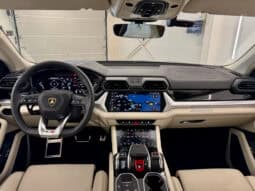 
										LAMBORGHINI URUS SE 4.0 V8 800 CH BVA8 Garantie 5 ans full									