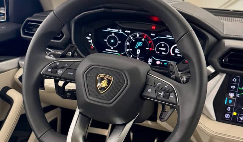 
								LAMBORGHINI URUS SE 4.0 V8 800 CH BVA8 Garantie 5 ans full									