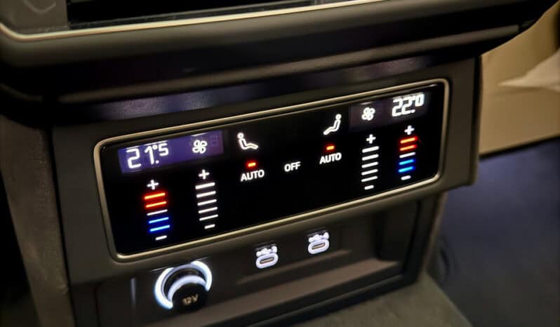 
								LAMBORGHINI URUS SE 4.0 V8 800 CH BVA8 Garantie 5 ans full									