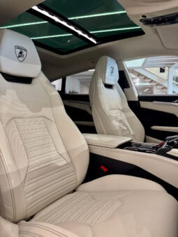 
										LAMBORGHINI URUS SE 4.0 V8 800 CH BVA8 Garantie 5 ans full									