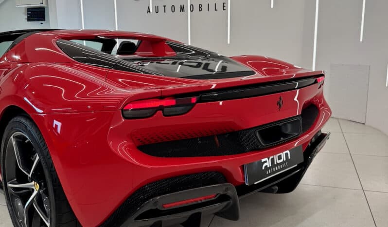 
								FERRARI 296 GTS 3.0L TURBO V6 HYBRIDE 830 ch full									
