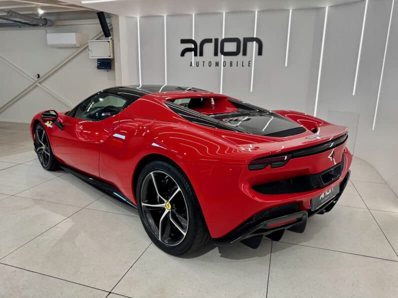 
								FERRARI 296 GTS 3.0L TURBO V6 HYBRIDE 830 ch full									
