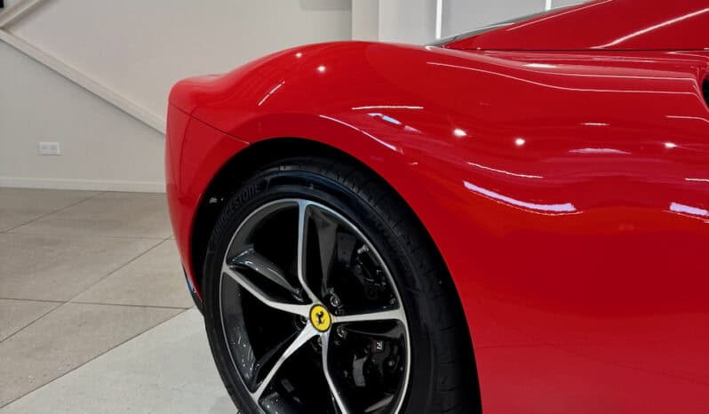 
								FERRARI 296 GTS 3.0L TURBO V6 HYBRIDE 830 ch full									