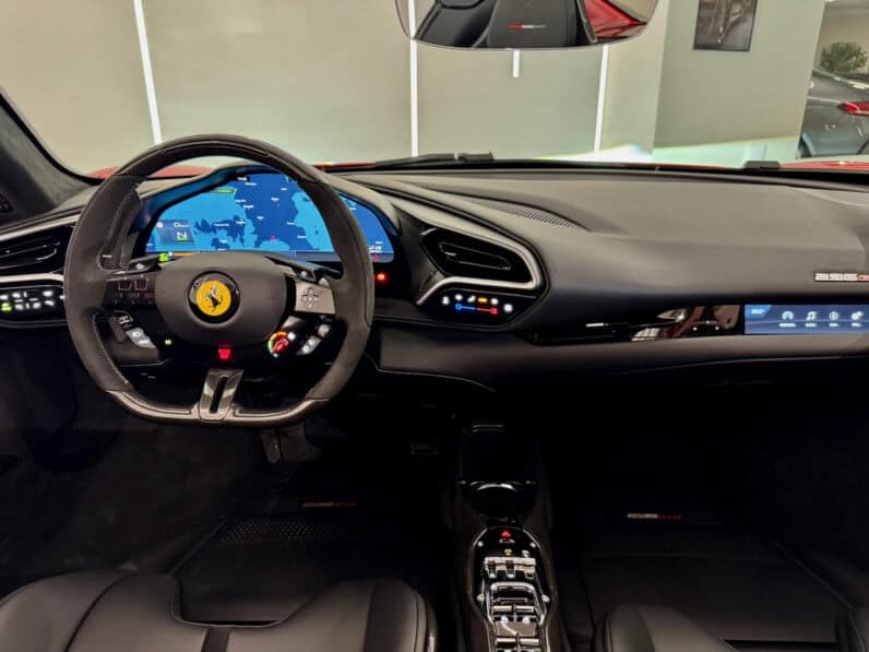 
								FERRARI 296 GTS 3.0L TURBO V6 HYBRIDE 830 ch full									